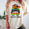 Free Mom Hugs Shirt – LGBT Mom Shirt – Proud Mom T-shirt – Proud Mama Rainbow Tee – Pride Mom shirt – LGBT Support Tee