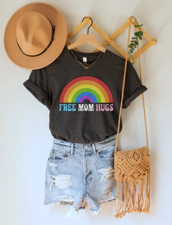 LGBTQ Mom Shirt – Free Mom Hugs Shirt – Proud Mom T-shirt – Proud Mama Rainbow Tee – Pride Mom shirt – LGBT Support Tee – Mothers Day Gift