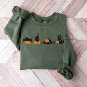 Halloween Cat Sweatshirt – Black Cat & Pumpkin Sweater – Cool Halloween Cat Shirt – Cat Lover Gift – Black Cat Shirt – Spooky Season