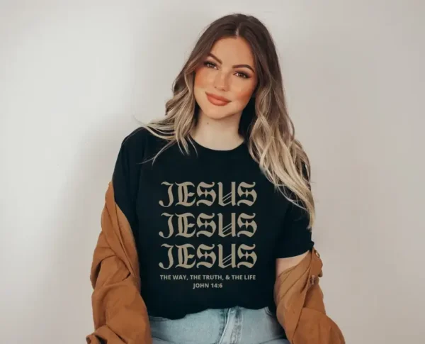 Aesthetic Jesus Shirt – Christian Streetwear – Christian Shirts – Christian Apparel – Christian Gift